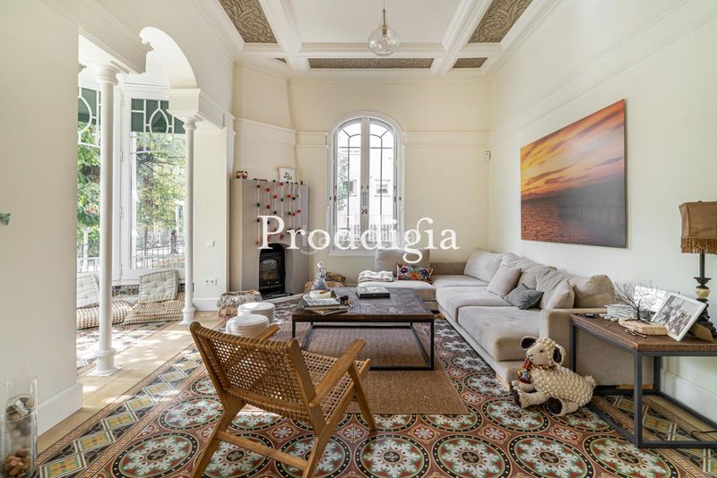 Foto f68e3c5b-ad3d-4102-9b25-fa2c2fbb51f6. Rent chalet with heating parking pool in Colomer Sant Cugat del Vallès