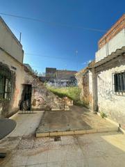Maison jumelée à Centro. Casa en venta en alcalá de guadaira