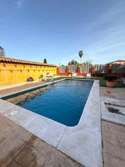 Casa a La Paz. Casa en venta en alcalá de guadaira