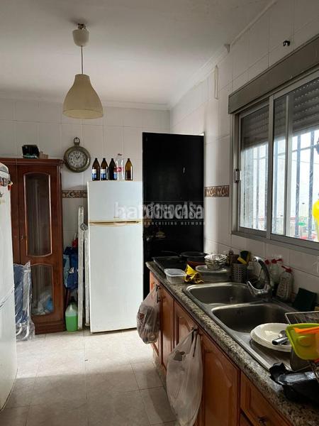 Foto db7005ea-c51f-49fd-8364-d42c79f35123. Casa pareada casa en venta en Centro Alcalá de Guadaira