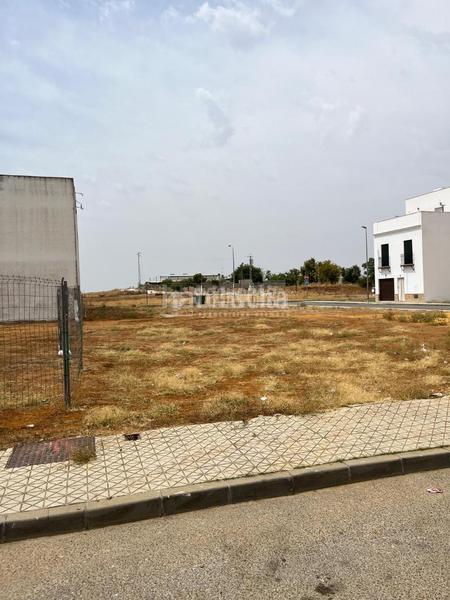 Foto cb0610f6-efef-4ac5-9b0d-5b77e5557477. Terreny residencial a Viso del Alcor (El)