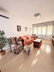 Casa pareada en La Paz. Casa en venta en alcalá de guadaira