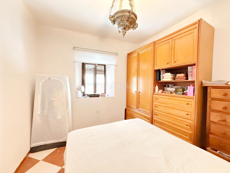 Foto 1411cb00-8d3a-4ae3-8e69-837bae232262. Casa a San Julián Sevilla