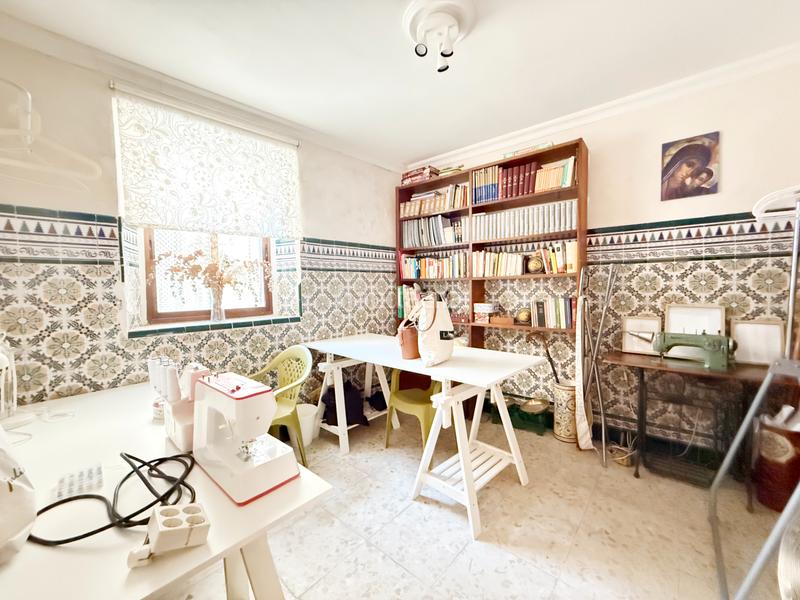Foto 42fb7f01-42e5-42f8-84c5-2a3651a0b592. Casa a San Julián Sevilla