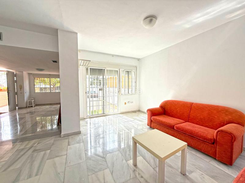 Foto 4607a849-94ac-4da0-b687-50e033ce7416. Reihenhaus mit parking in Ciudad Aljarafe Mairena del Aljarafe