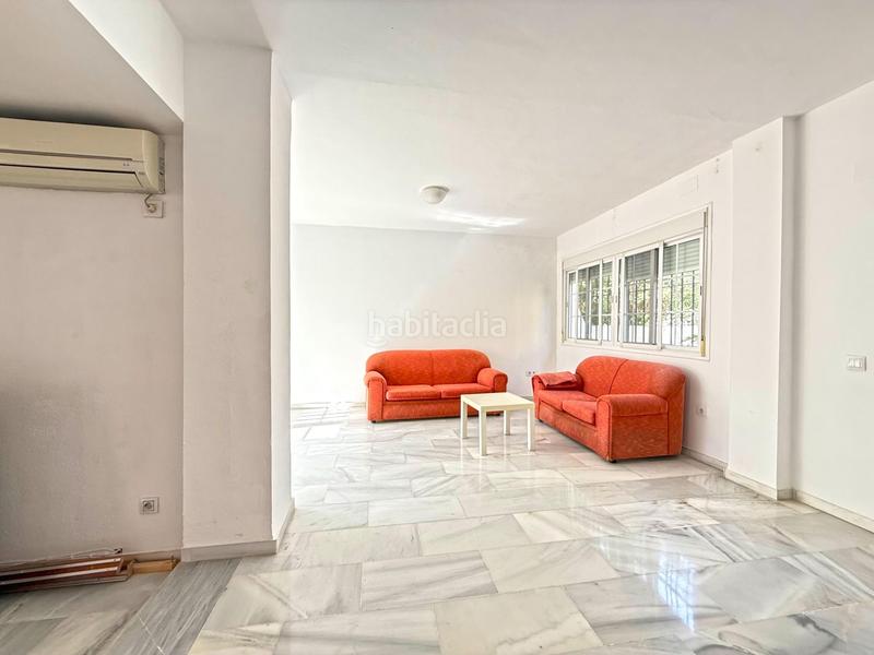 Foto 4f52ac7b-1013-4866-9ba7-d1f2f1b0e086. Reihenhaus mit parking in Ciudad Aljarafe Mairena del Aljarafe