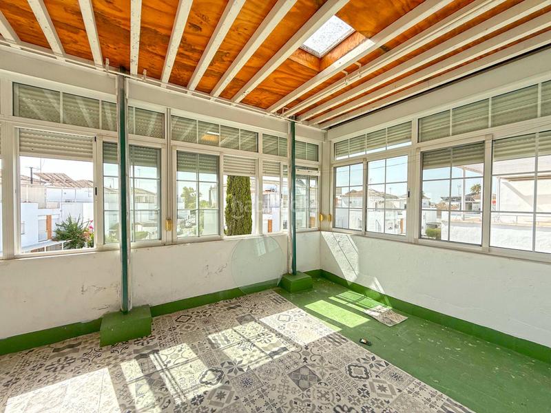 Foto 6089678c-b6b4-4ba7-8292-51aad0282b18. Reihenhaus mit parking in Ciudad Aljarafe Mairena del Aljarafe