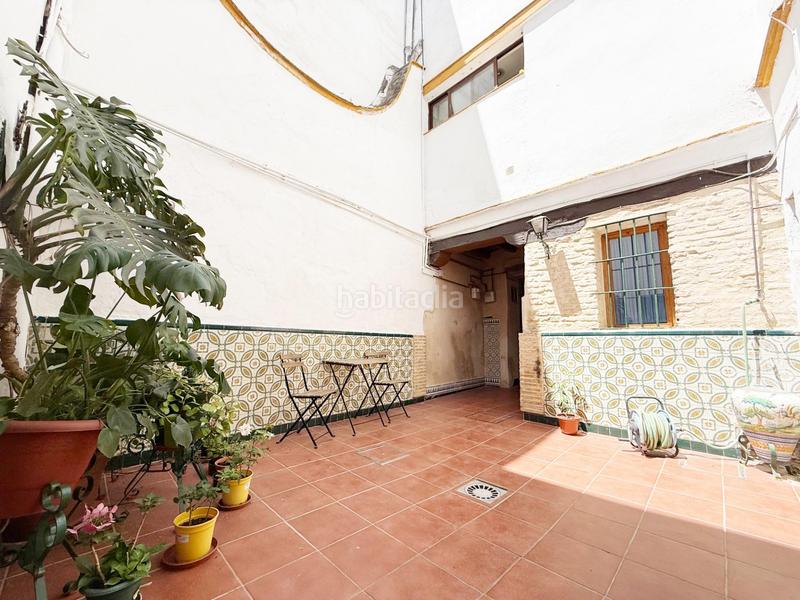 Foto 6f78ff8c-164c-4893-9a25-1320eb3c5778. Casa adossada a San Julián Sevilla