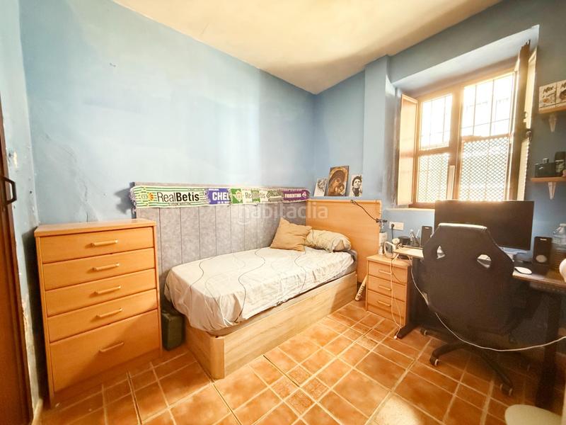 Foto e45bc710-0758-4f02-aad7-c7310c8ee318. Casa adossada a San Julián Sevilla