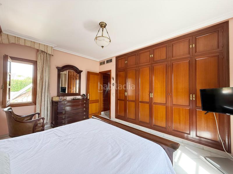 Foto da95f64f-9389-4c24-bad2-ec8e30e1ff25. Casa con parcheggio piscina in Simon Verde Mairena del Aljarafe