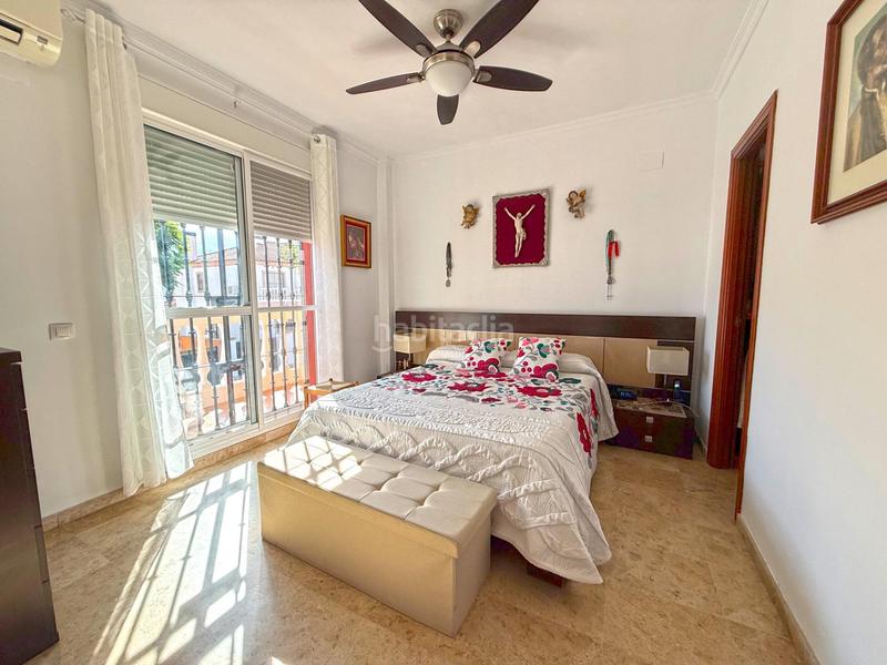 Foto 33849f78-4f5e-4513-ab9b-cfb40f85bd0d. Casa aparellada a Espartinas pueblo Espartinas