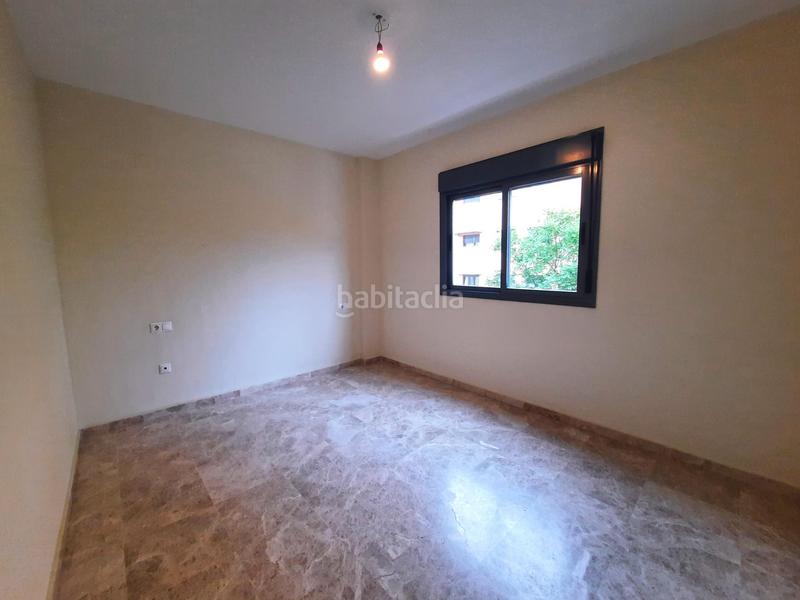 Foto 5b99f090-82d8-48f8-872f-eaf1834e60c2. Flat in Nuevo Bulevar Mairena del Aljarafe