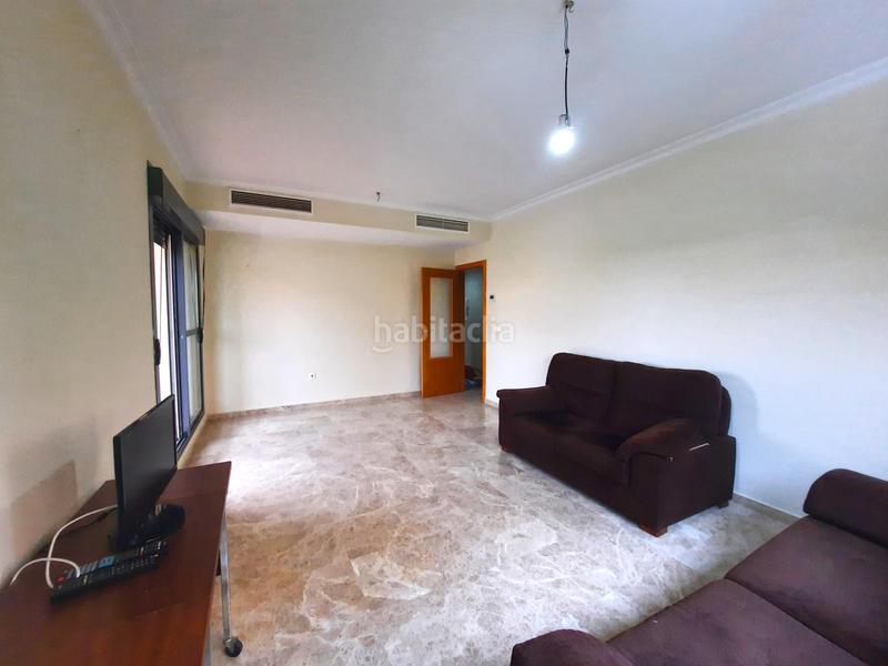 Foto 66622e53-b9e0-48d9-83b5-16d1894553c6. Flat in Nuevo Bulevar Mairena del Aljarafe