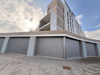 Miete Büro in Nuevo Bulevar. Local diáfano en bruto en el nuevo bulevar