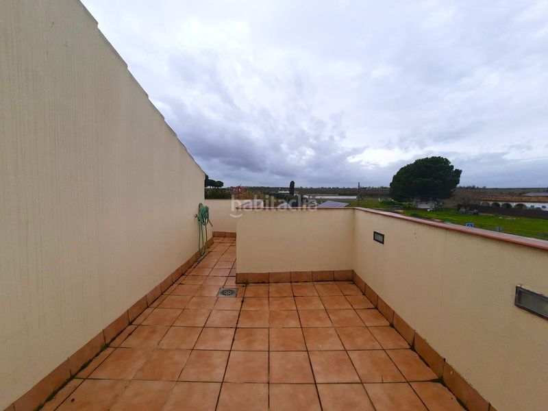 Foto ed5f7ab9-5e1b-4183-847f-2e895e4f7caa. Xalet amb aparcament piscina a Almensilla