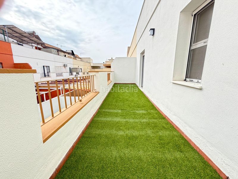 Foto a7bb0faa-c861-4348-a519-21c4c7ffe85a. Casa adossada a Rinconada (La)
