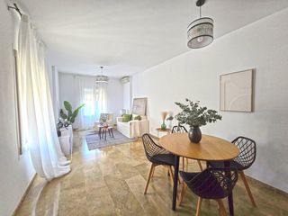 Casa aparellada a Alcalá del Río. Casa pareada en venta en alcalá del río  amplitud, comodidad y e