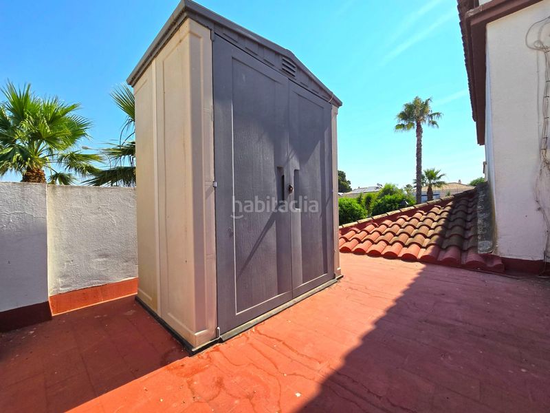 Foto e88553a7-5061-41b1-b89d-cb858d440ccd. Casa aparellada a Espartinas pueblo Espartinas