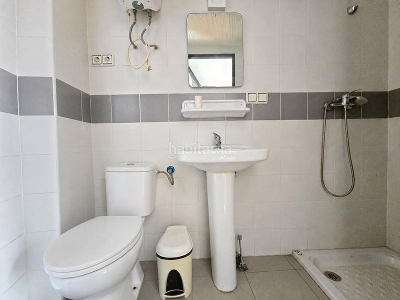 Foto d84b0c29-85d1-4edd-81ae-739059a427a7. Local comercial a Coria del Río