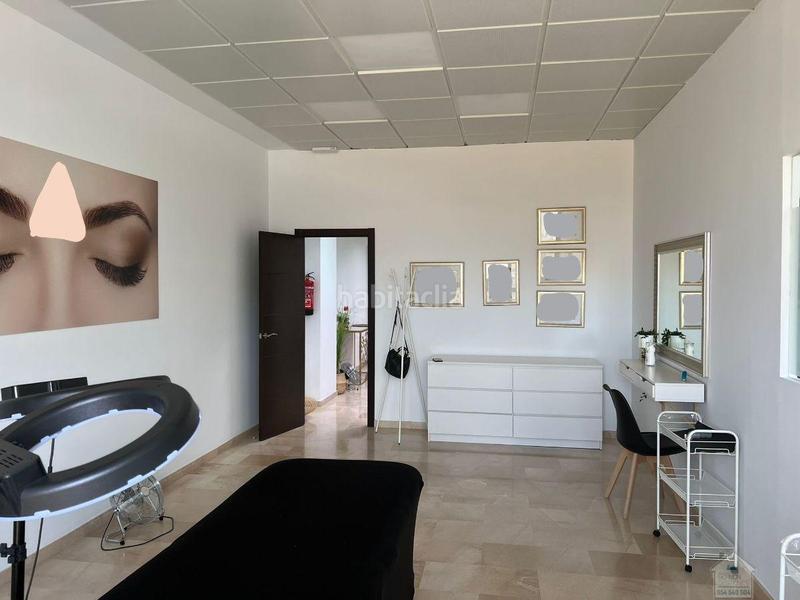 Foto 79f7f3d8-2f35-475e-a009-e15929877c28. Bureau avec parking dans Arco Norte - Avda España Dos Hermanas