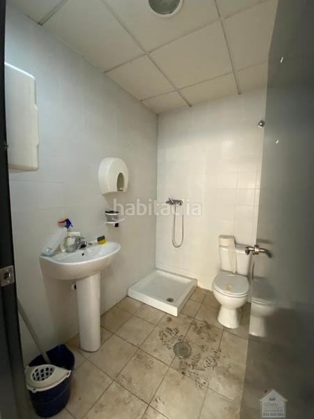 Foto 6d4dd965-7629-46e6-ae2f-b703ee7ac814. Local comercial a Centro Alcalá de Guadaira