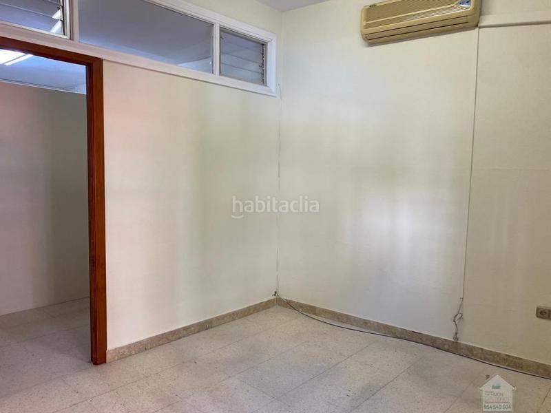 Foto 98d11cc9-6b9b-4315-bd40-80987f2409d5. Lloguer oficina a Arenal - Museo Sevilla