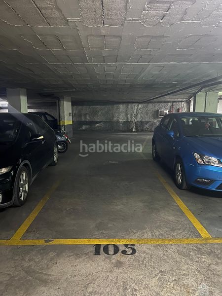 Foto 12c219d5-99e6-4626-8129-d2cfb3a6da07. Parking coche garaje en La Buhaira Sevilla