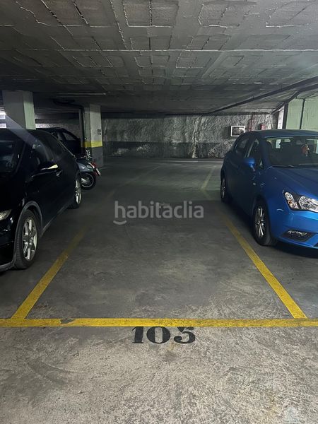 Foto a9512785-48e0-4055-8e5f-969d6b8e6e3f. Parking coche garaje en La Buhaira Sevilla
