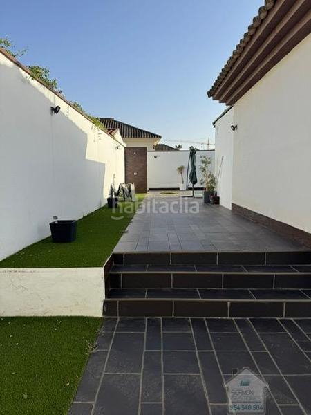 Foto a7ae9d25-f66d-4e3c-9393-a011a3c82c17. Alquiler chalet dos hermanaschalet en Olivar de Quintos Montequinto