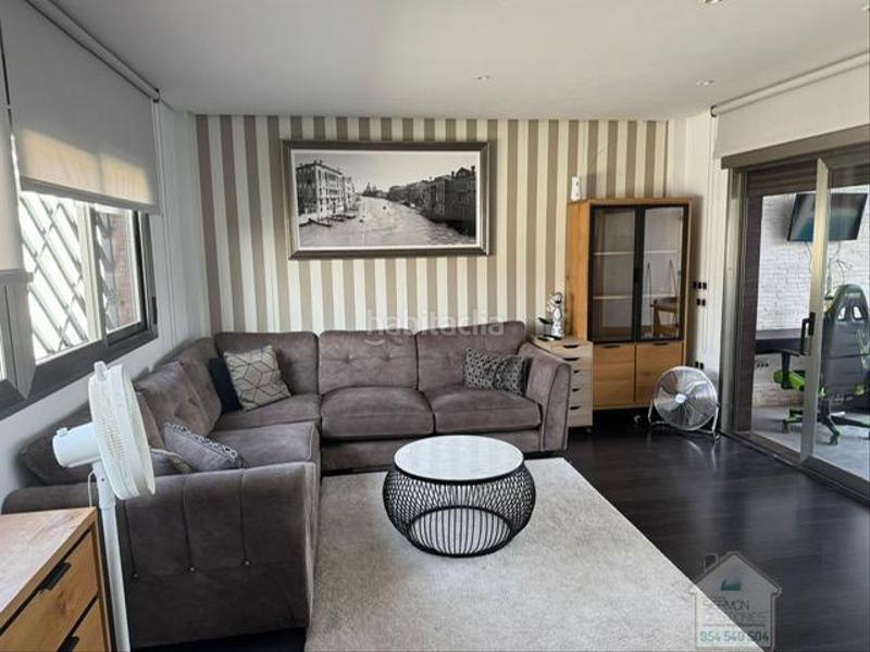 Foto fbf8b57c-5049-44a3-85f1-0a793cf2f29b. Alquiler chalet dos hermanaschalet en Olivar de Quintos Montequinto