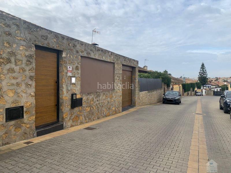 Foto 0bd0035a-67ee-44a8-b1b1-70eb2c8cdbc9. Rent chalet with heating parking pool in Olivar de Quintos Montequinto