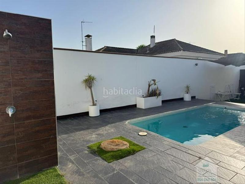 Foto 49c411d2-1af2-45ab-bc1d-f37aa409fbad. Rent chalet with heating parking pool in Olivar de Quintos Montequinto