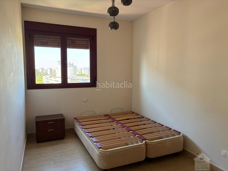 Foto afd8aa1a-9898-4477-a558-c8251b779041. Pis amb calefacció aparcament piscina a El Cano - Los Bermejales Sevilla
