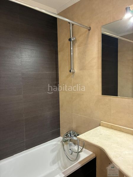 Foto ef37c86b-c880-49f8-98c9-2e86707e3878. Pis amb calefacció aparcament piscina a El Cano - Los Bermejales Sevilla
