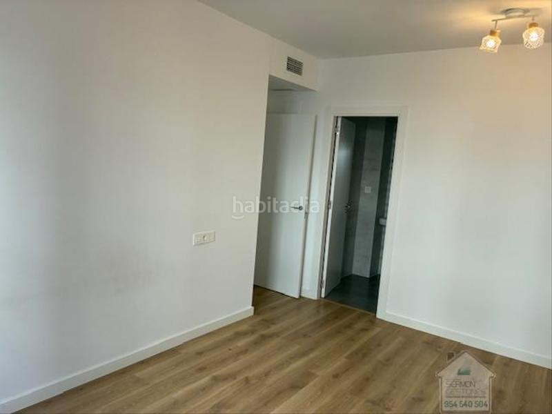 Foto 0527ee91-2898-4e10-bb40-eae456892052. Alquiler piso  en Arco Norte - Avda España Dos Hermanas