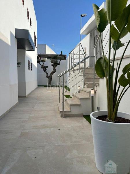 Foto e77a1cc0-a706-4b2e-834f-8810d5dcf14a. Rent chalet with heating parking pool in Olivar de Quintos Montequinto