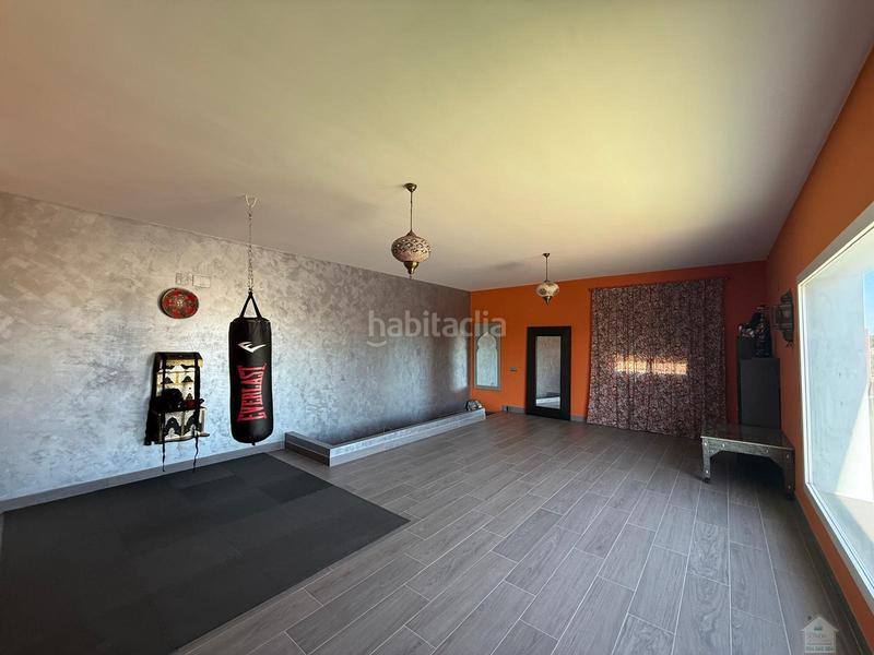 Foto b13bed7e-25ed-4d28-b800-5feb3bd8e2eb. Miete chalet mit parking in Entrenúcleos Dos Hermanas