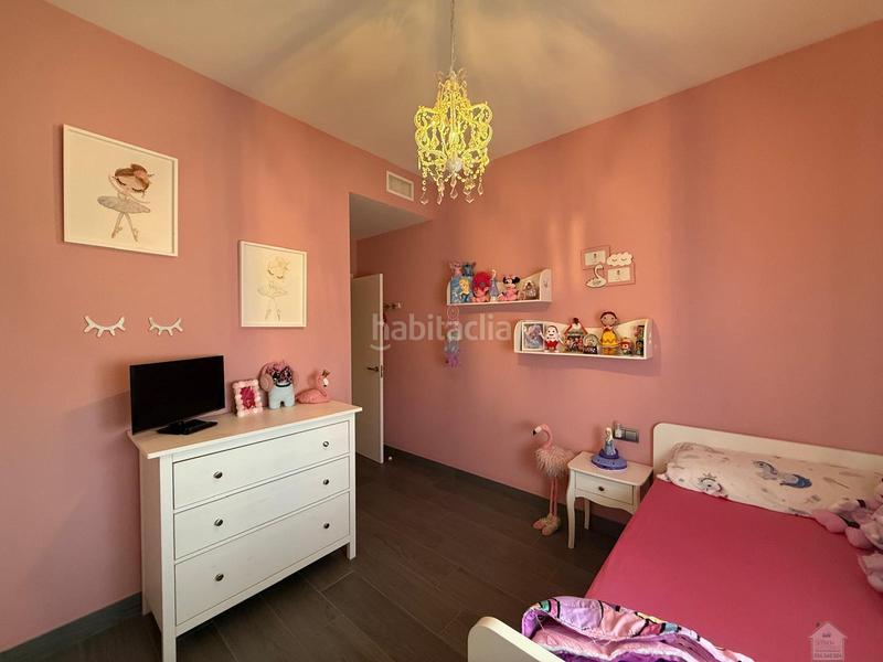 Foto eb238c65-d17b-4570-944c-1d0345175440. Miete chalet mit parking in Entrenúcleos Dos Hermanas