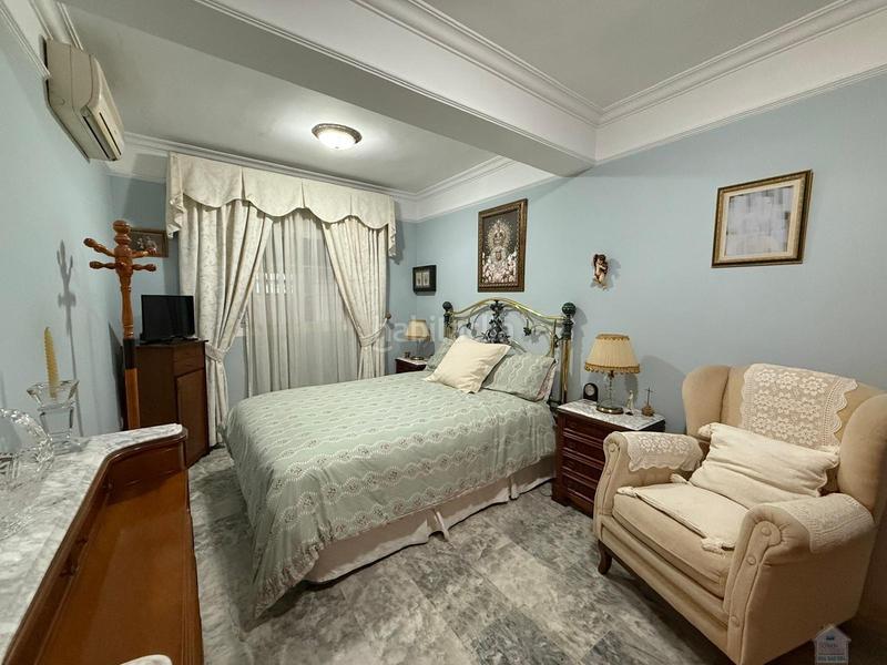 Foto 7225199d-4003-4a7e-8e4c-937ff4e74efc. Xalet amb aparcament piscina a Oromana Alcalá de Guadaira