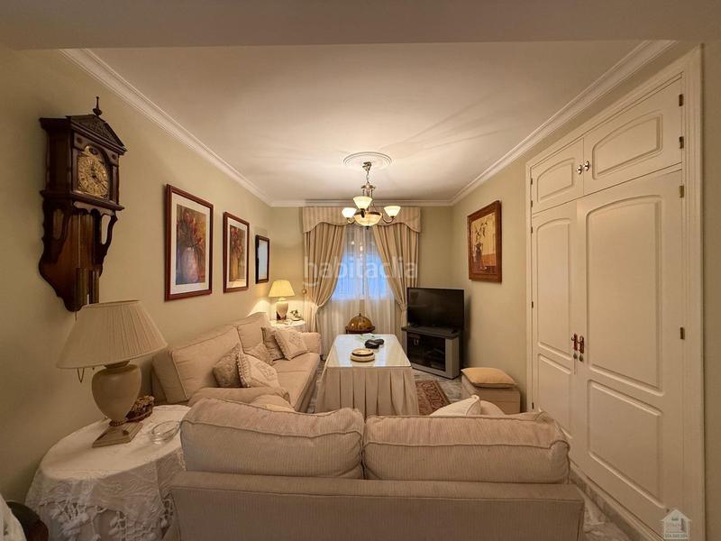 Foto 77edcc8c-00b1-4270-8df6-109e623572b7. Xalet amb aparcament piscina a Oromana Alcalá de Guadaira