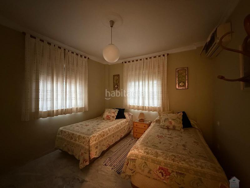 Foto 839a35d8-13eb-455f-b1dd-ff40c5810e31. Xalet amb aparcament piscina a Oromana Alcalá de Guadaira