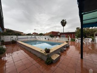Chalet in Oromana. Alcalá de guadaírachalet