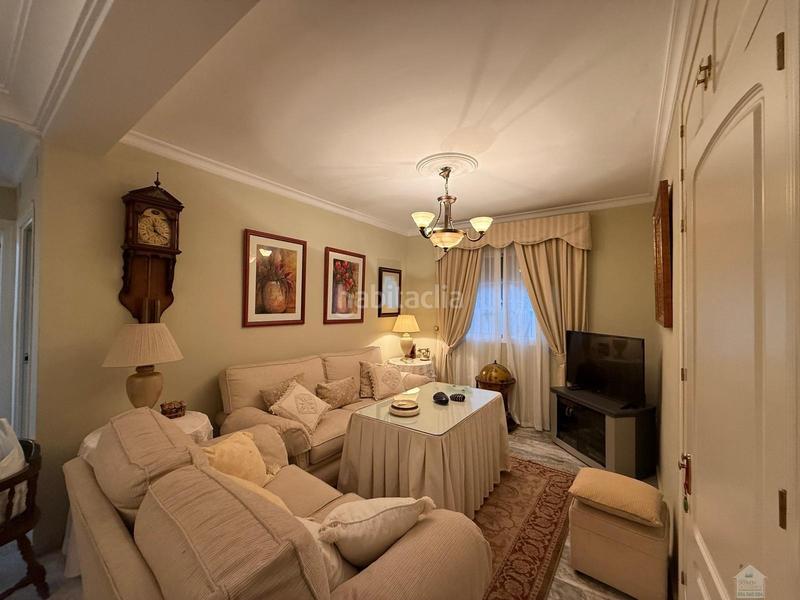 Foto d1fe7e13-f372-483e-be8d-28223ece10da. Xalet amb aparcament piscina a Oromana Alcalá de Guadaira