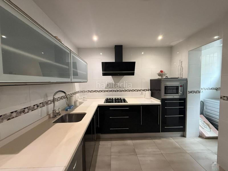 Foto 4cb2c5a1-1594-48fe-b057-ea7f24365038. Pis a San Pablo Sevilla