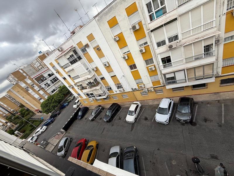 Foto b79b5813-bebe-4967-a0d8-f0977010f987. Piso  en Villegas Sevilla