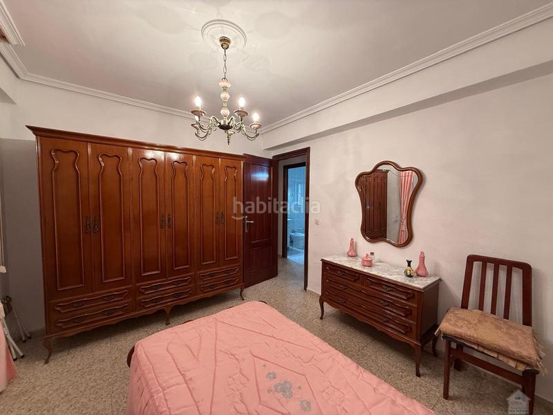 Foto c09e2fa4-4eb0-44a8-b258-f58d8edf1eb2. Piso  en Villegas Sevilla