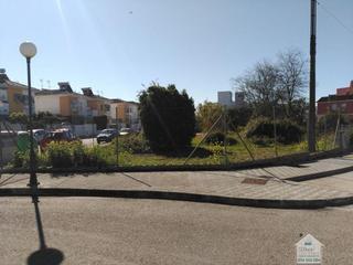 Terreny residencial a Gelves. Parcela gelves de uso terciario, junto a la autovía de coria
