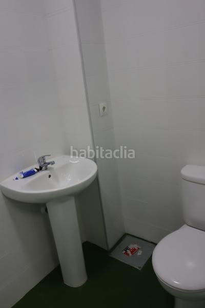 Foto 98633c59-f7d1-4772-b827-2e93fff4ffe5. Local comercial a Barrio del Nervión Sevilla