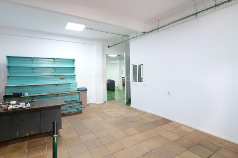 Foto e0e655cb-52dc-4dec-92c8-0b341e025585. Locale commerciale in Barrio del Nervión Sevilla