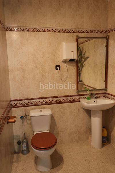 Foto 0a928c07-8fa9-4a94-9718-0e5c57d4a9ec. Local comercial excelente local en El Cerro del águila en Sevilla